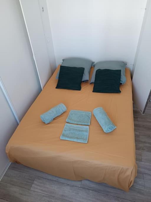 Grand Studio Avec Balcon En Bord De Mer Palavas-les-Flots Exteriör bild